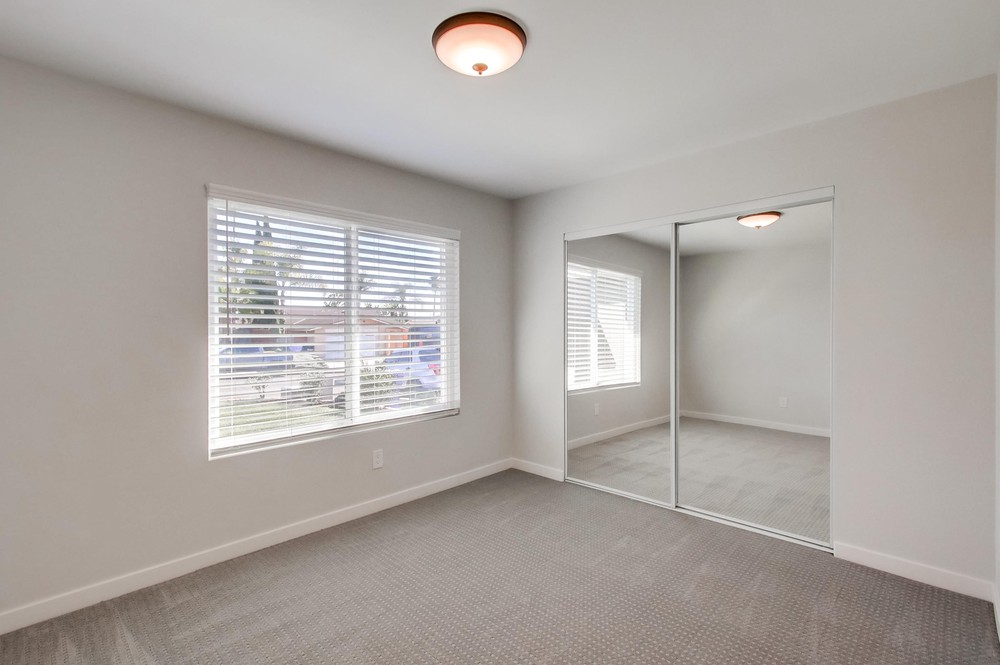Virtual tour photo 28 of 44 for 13024 Calle De Las Rosas