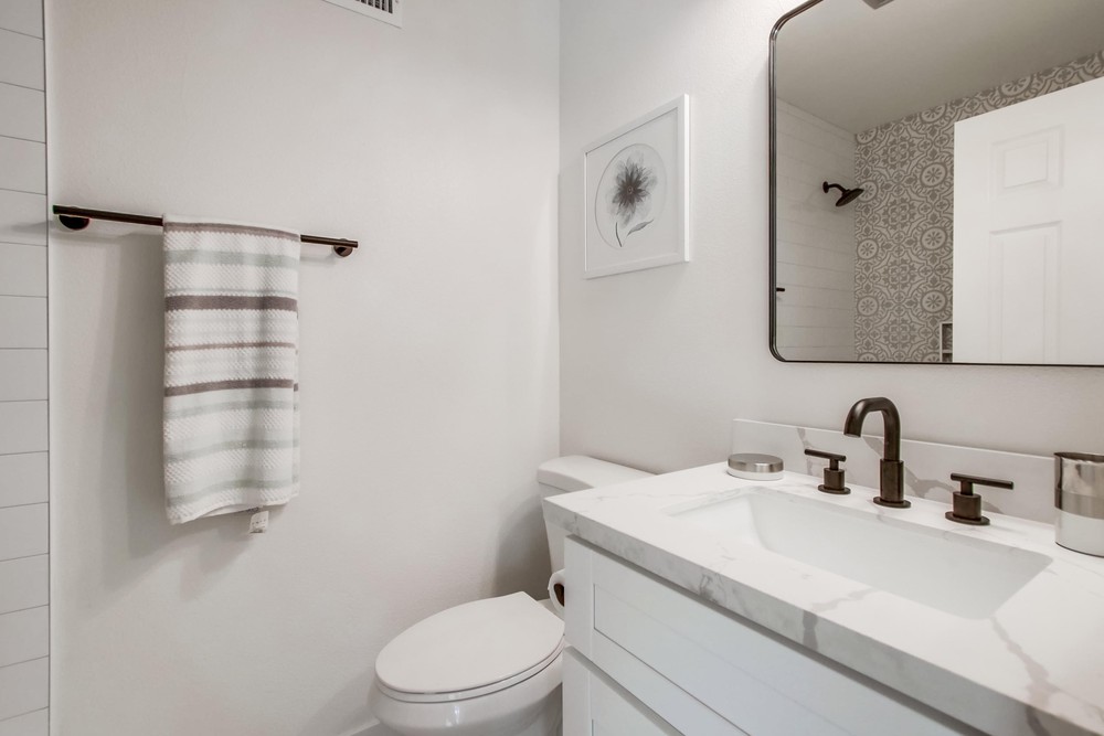 Virtual tour photo 36 of 44 for 13024 Calle De Las Rosas