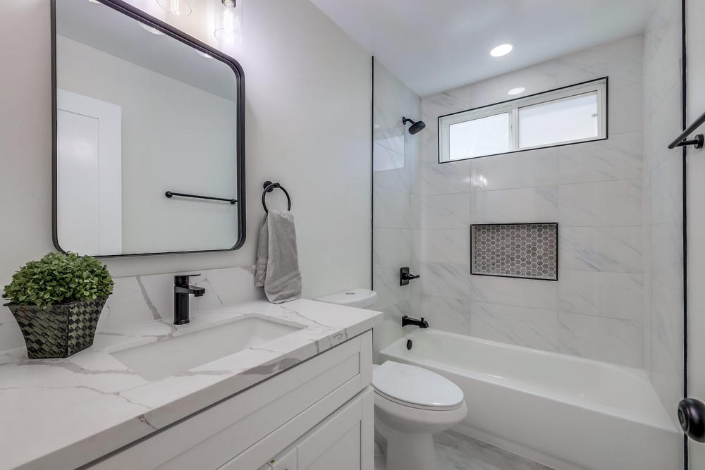 Virtual tour photo 21 of 41 for 13025 Sundance Ave