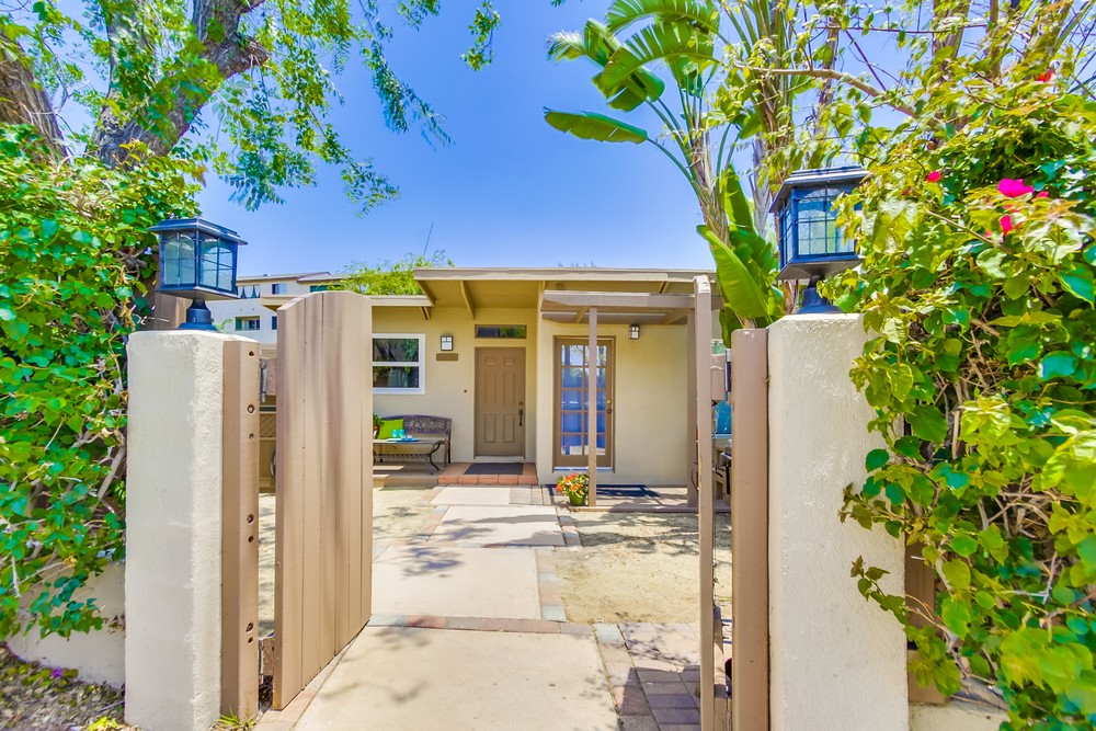 Virtual tour photo 1 of 52 for 1303 Brunner St