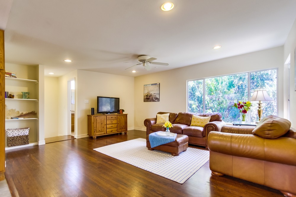 Virtual tour photo 8 of 52 for 1303 Brunner St