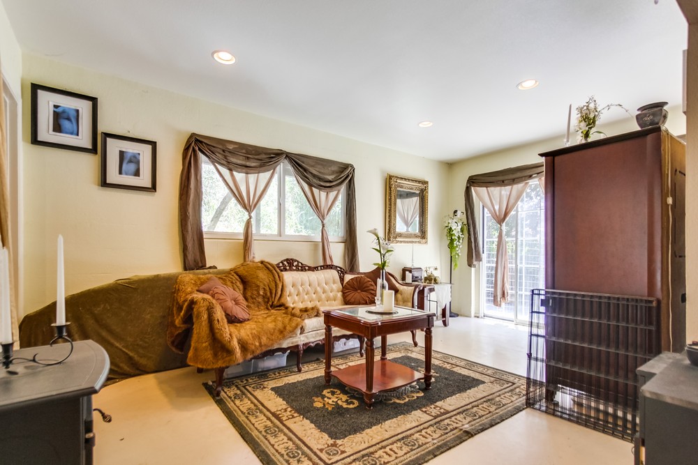 Virtual tour photo 19 of 52 for 1303 Brunner St