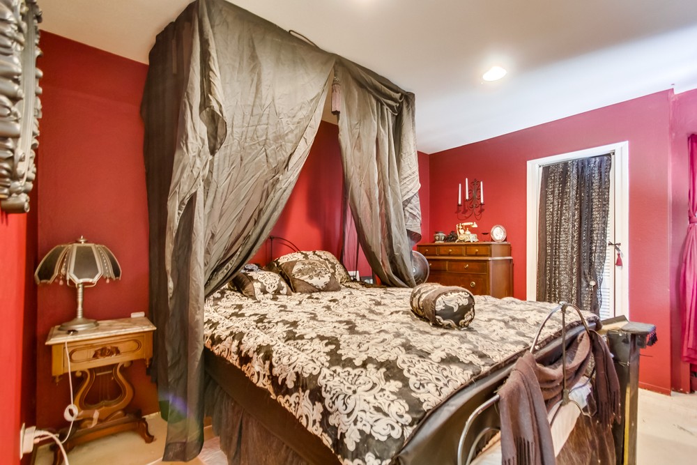 Virtual tour photo 25 of 52 for 1303 Brunner St