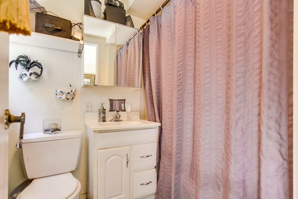 Virtual tour photo 28 of 52 for 1303 Brunner St