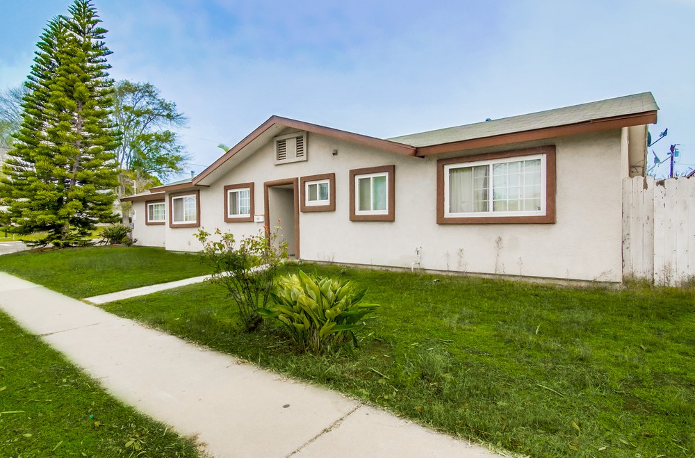 Virtual tour photo 5 of 43 for 1303 Thermal Ave
