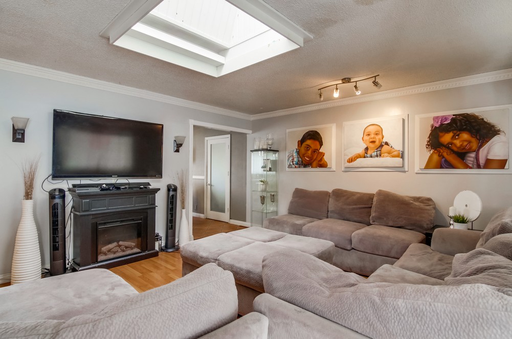 Virtual tour photo 8 of 43 for 1303 Thermal Ave