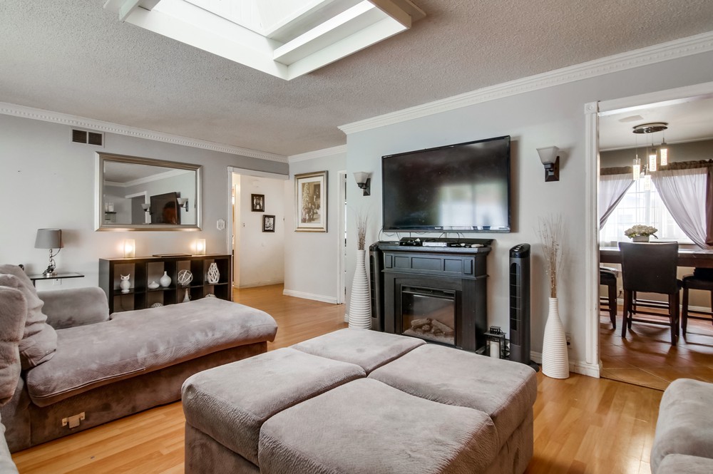 Virtual tour photo 11 of 43 for 1303 Thermal Ave