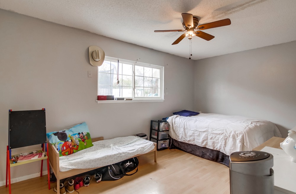 Virtual tour photo 28 of 43 for 1303 Thermal Ave