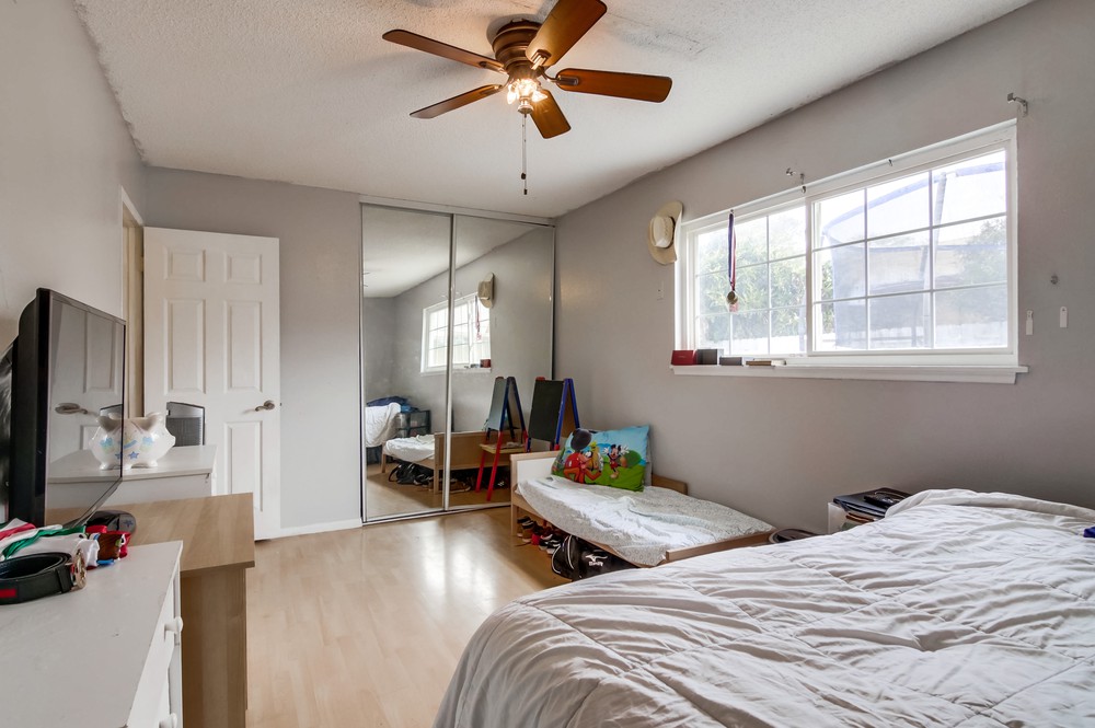 Virtual tour photo 30 of 43 for 1303 Thermal Ave