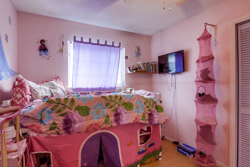 Virtual tour photo 32 of 43 for 1303 Thermal Ave