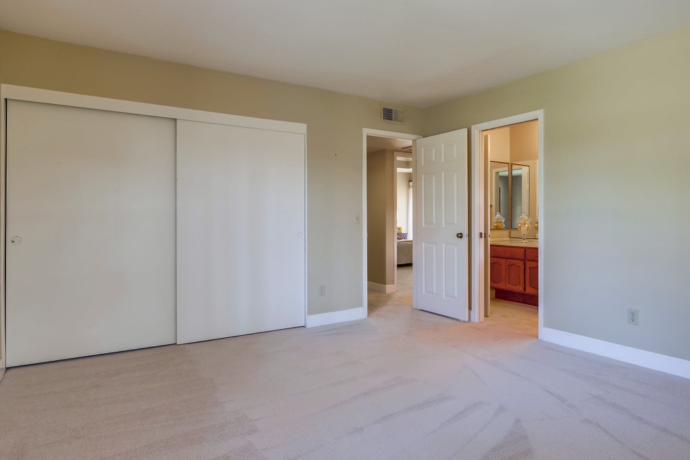 Virtual tour photo 24 of 33 for 13039 Caminito Vilos