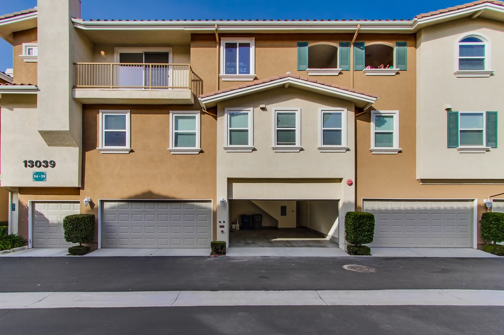 Virtual tour photo 1 of 45 for 13039 Evening Creek Drive South #36
