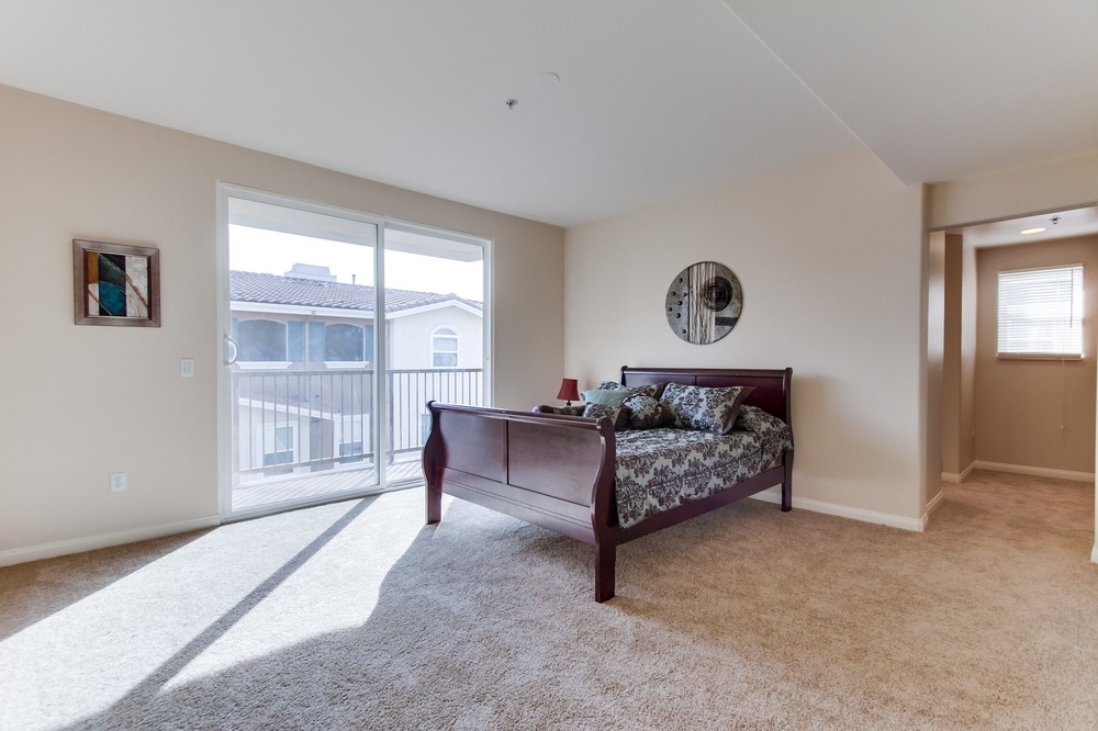 Virtual tour photo 19 of 45 for 13039 Evening Creek Drive South #36