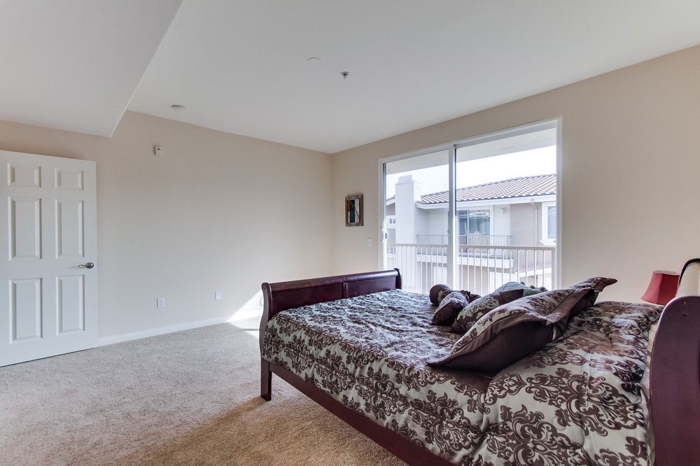 Virtual tour photo 20 of 45 for 13039 Evening Creek Drive South #36