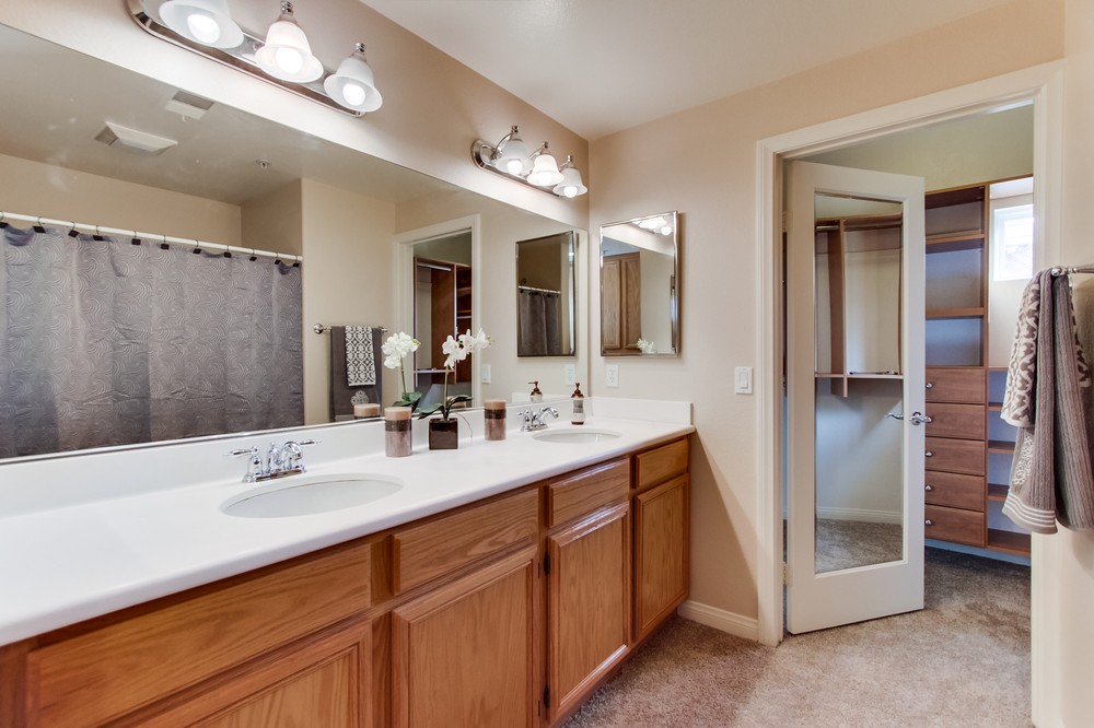 Virtual tour photo 22 of 45 for 13039 Evening Creek Drive South #36