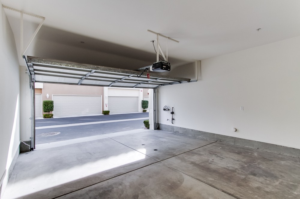 Virtual tour photo 36 of 45 for 13039 Evening Creek Drive South #36