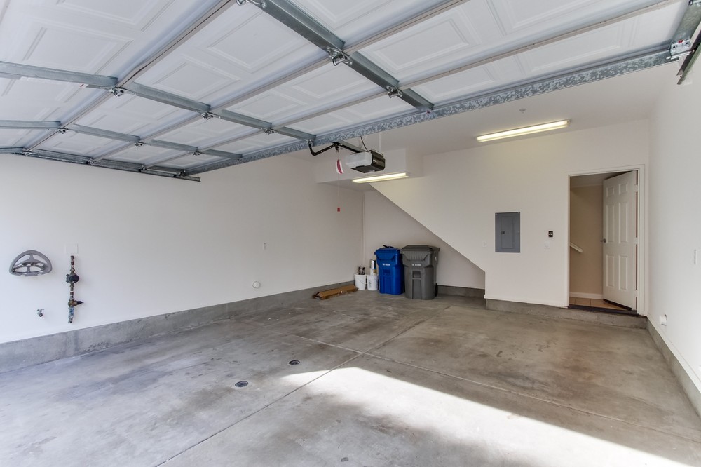 Virtual tour photo 37 of 45 for 13039 Evening Creek Drive South #36