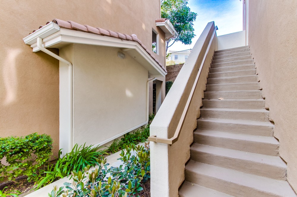 Virtual tour photo 38 of 45 for 13039 Evening Creek Drive South #36