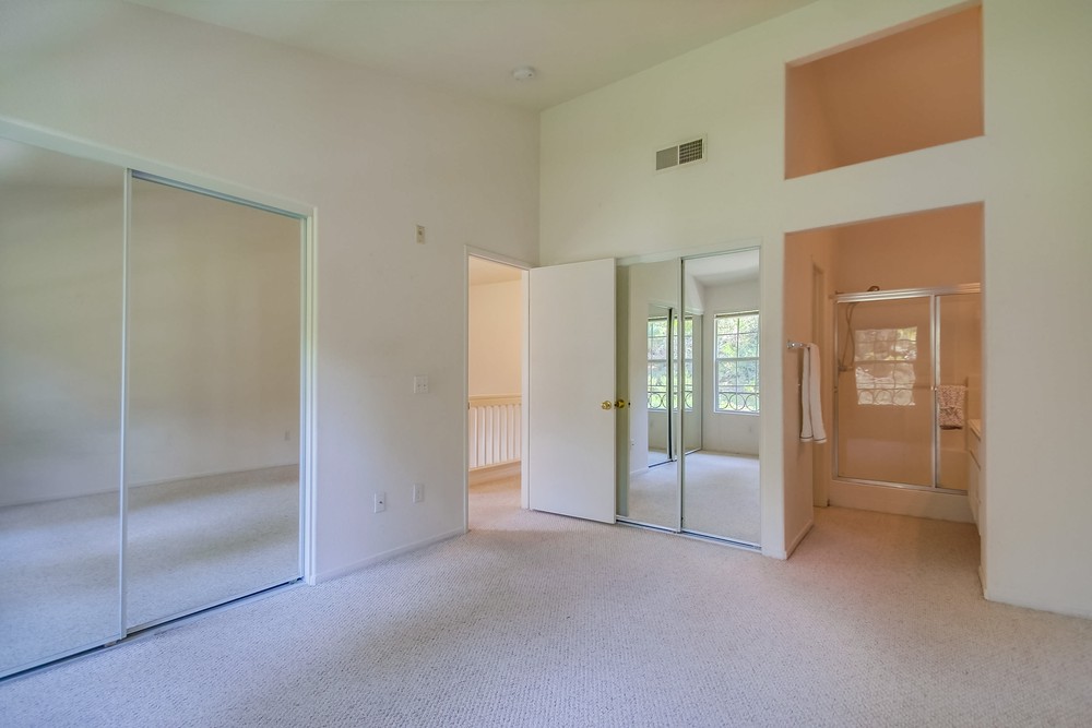 Virtual tour photo 27 of 42 for 13048 Wateridge Cir