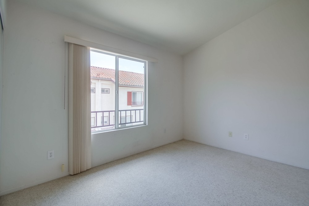 Virtual tour photo 31 of 42 for 13048 Wateridge Cir