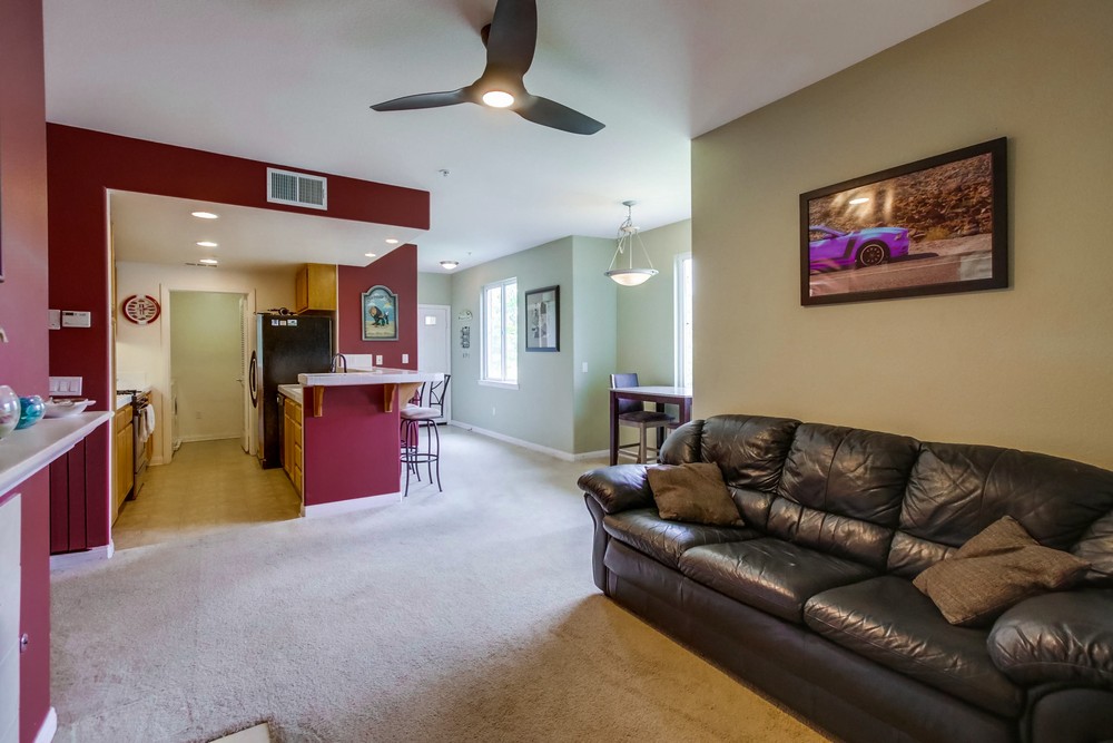 Virtual tour photo 13 of 35 for 13051 Evening Creek Dr S UNIT 48