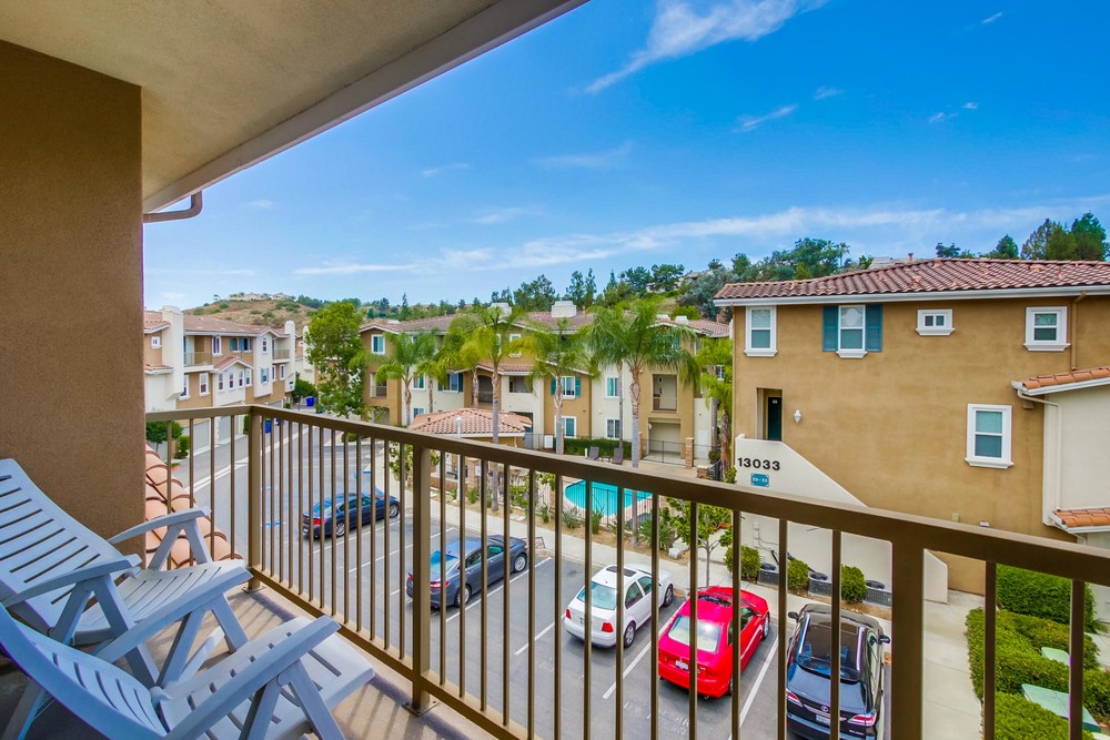 Virtual tour photo 25 of 35 for 13051 Evening Creek Dr S UNIT 48