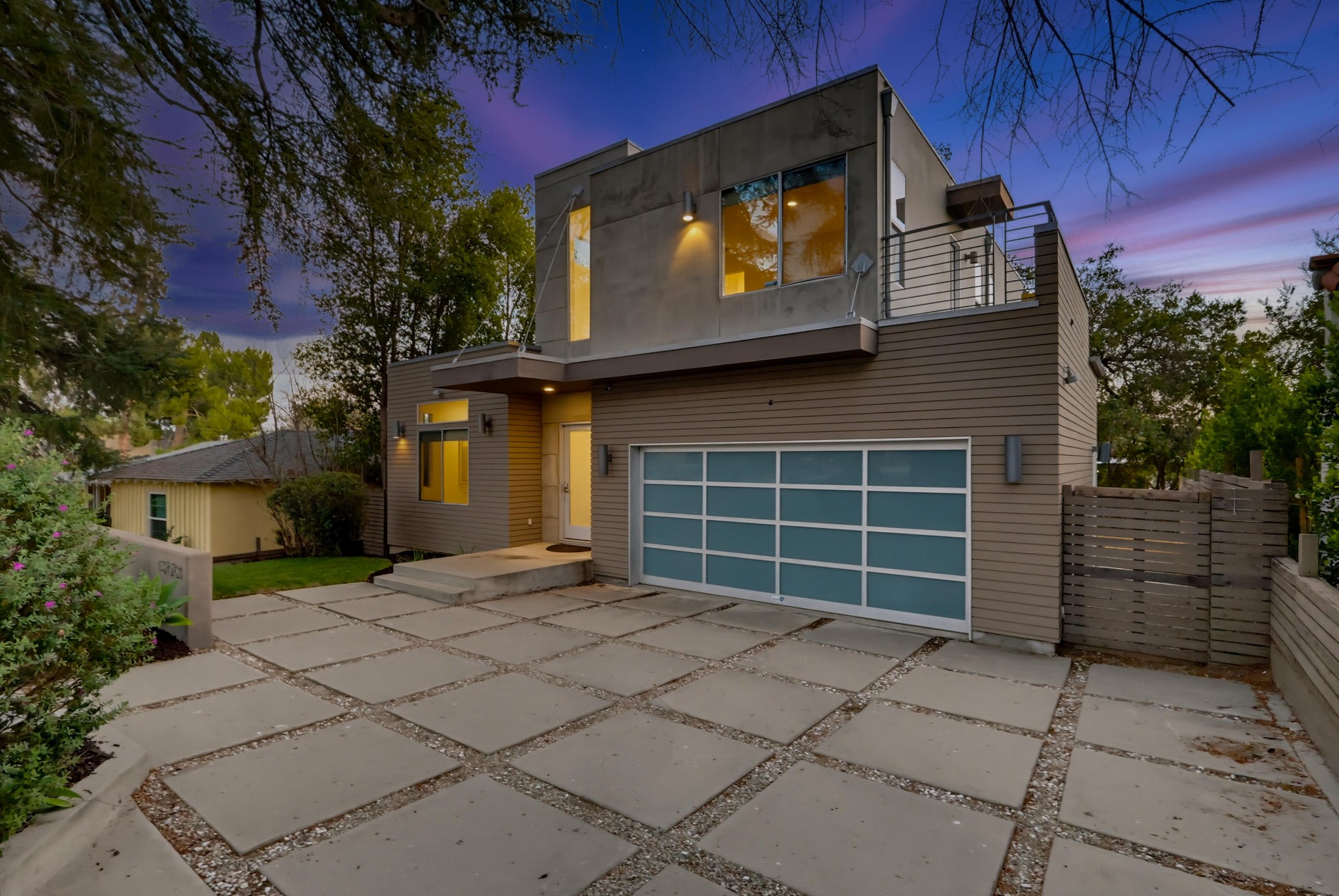 Virtual tour photo 4 of 102 for 1306 Salisbury Rd