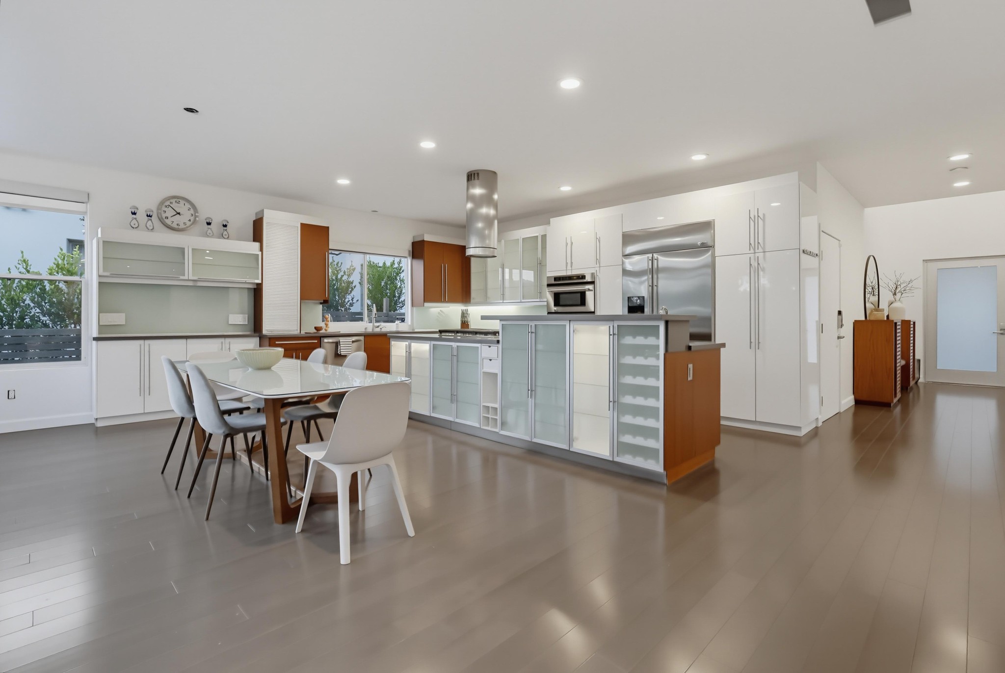 Virtual tour photo 21 of 102 for 1306 Salisbury Rd