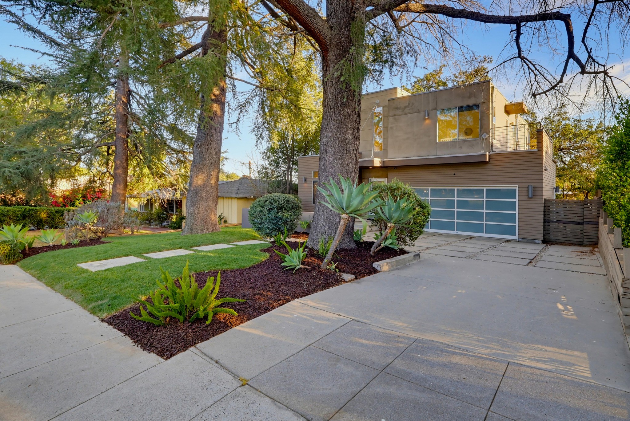 Virtual tour photo 91 of 102 for 1306 Salisbury Rd
