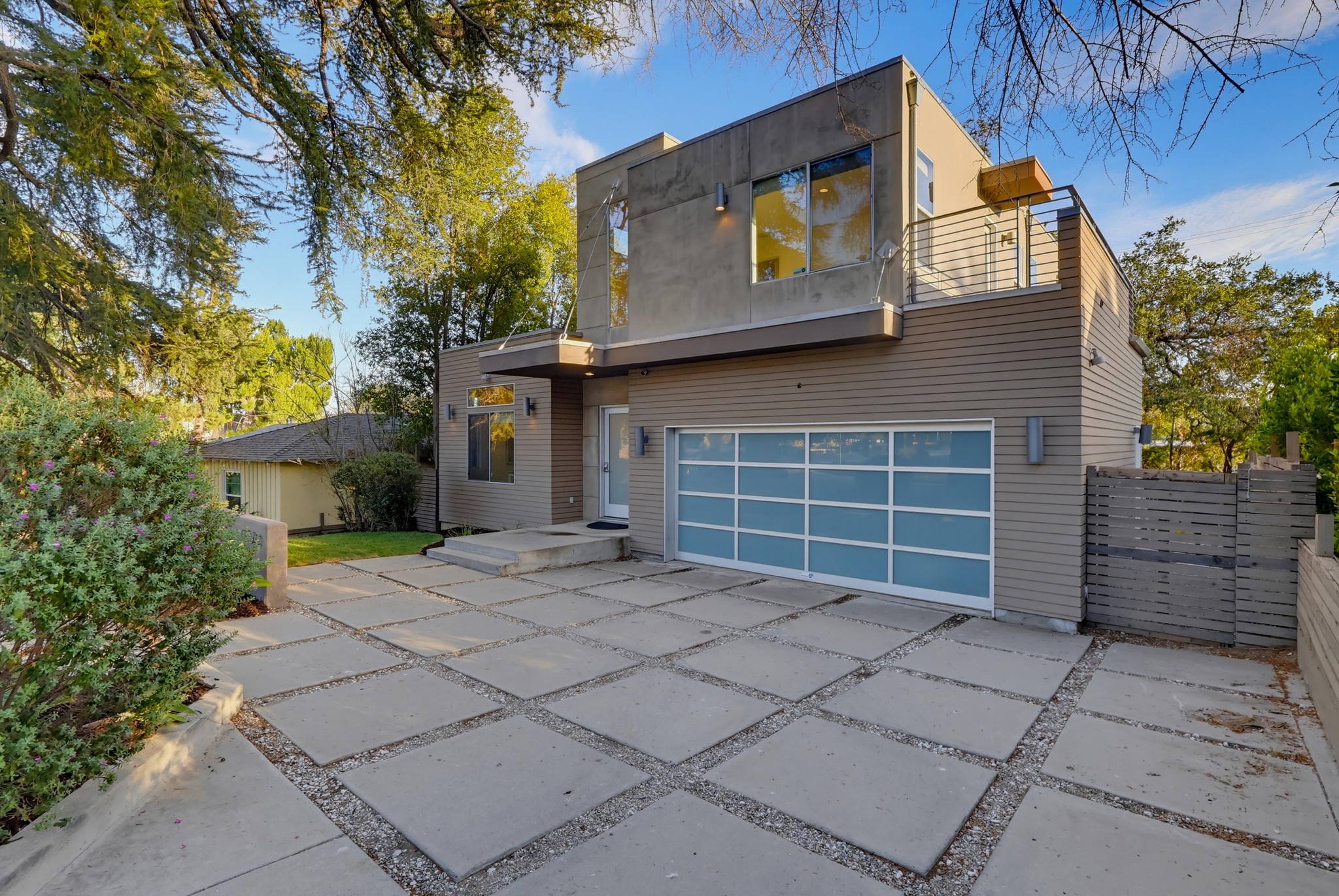 Virtual tour photo 92 of 102 for 1306 Salisbury Rd