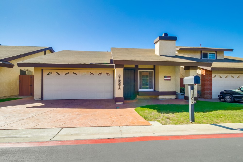 Virtual tour photo 1 of 36 for 1307 27th St