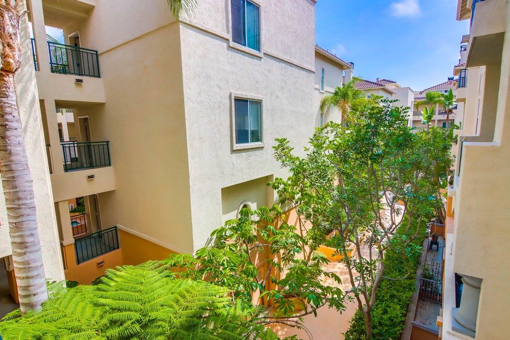 Virtual tour photo 7 of 44 for 640 Camino De La Reina Unit 1307