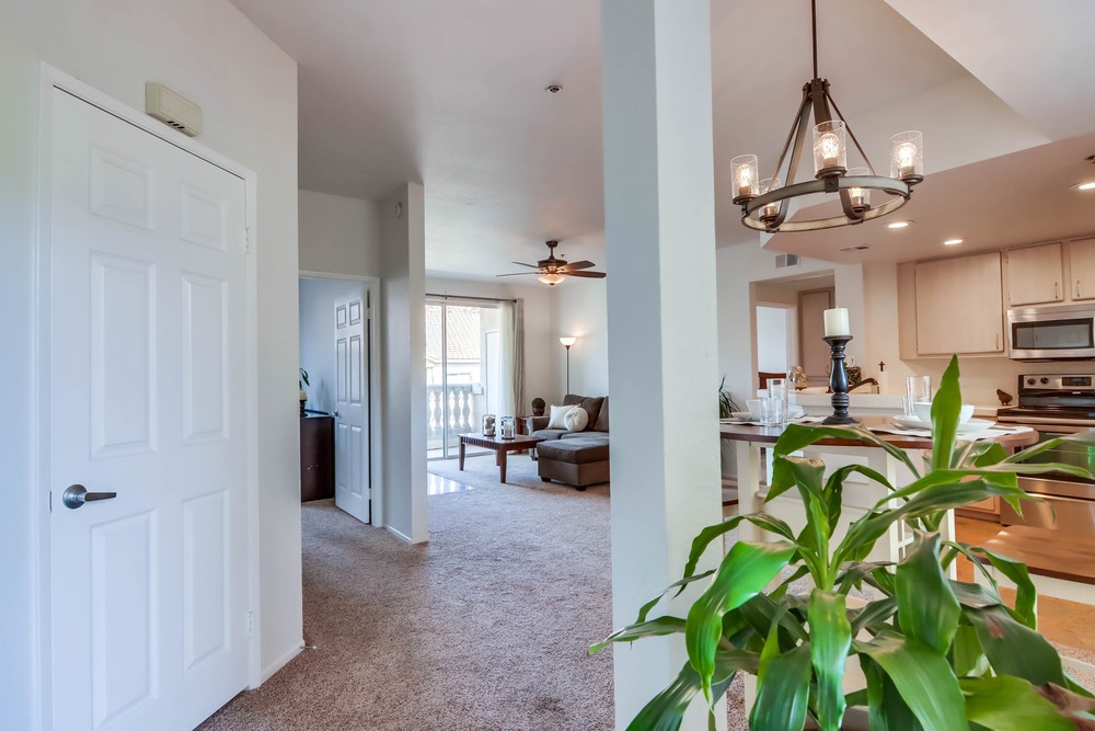 Virtual tour photo 9 of 44 for 640 Camino De La Reina Unit 1307