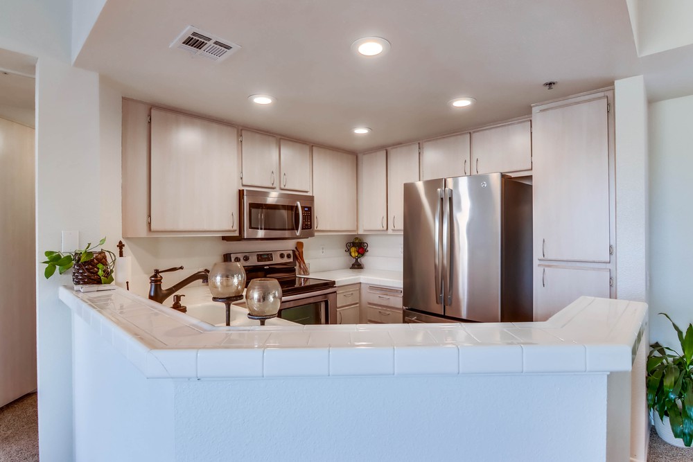 Virtual tour photo 23 of 44 for 640 Camino De La Reina Unit 1307