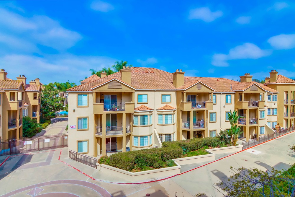 Virtual tour photo 26 of 44 for 640 Camino De La Reina Unit 1307