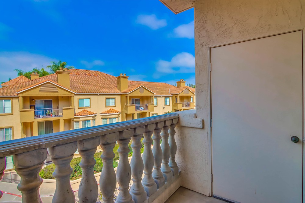 Virtual tour photo 28 of 44 for 640 Camino De La Reina Unit 1307