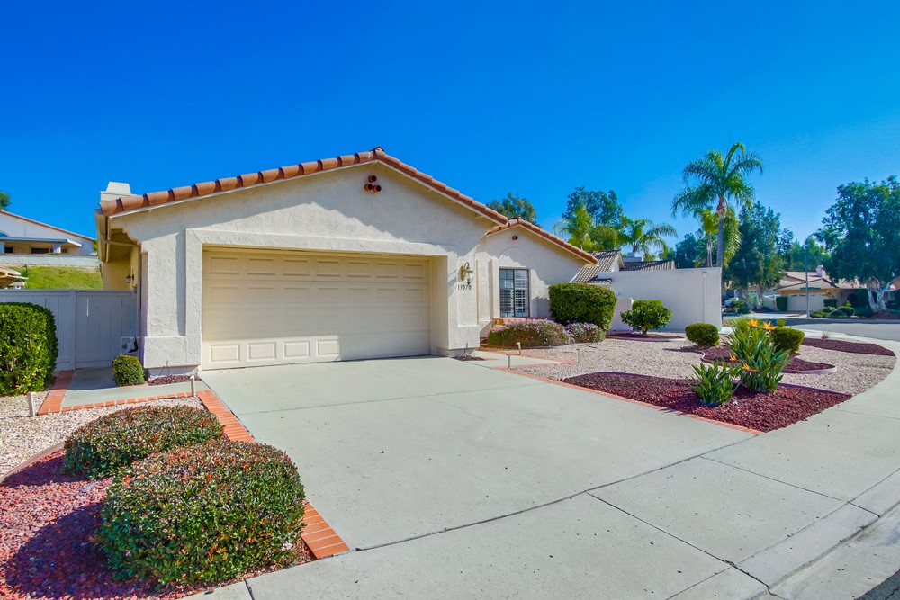 Virtual tour photo 5 of 38 for 13070 Avenida Marbella