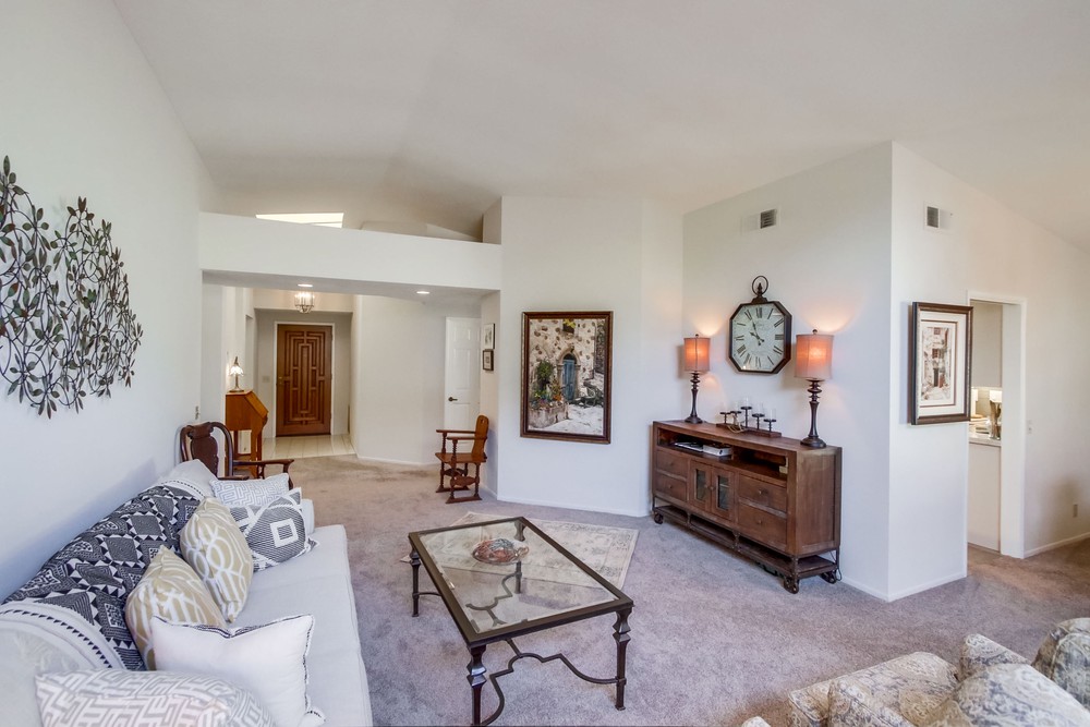 Virtual tour photo 10 of 38 for 13070 Avenida Marbella