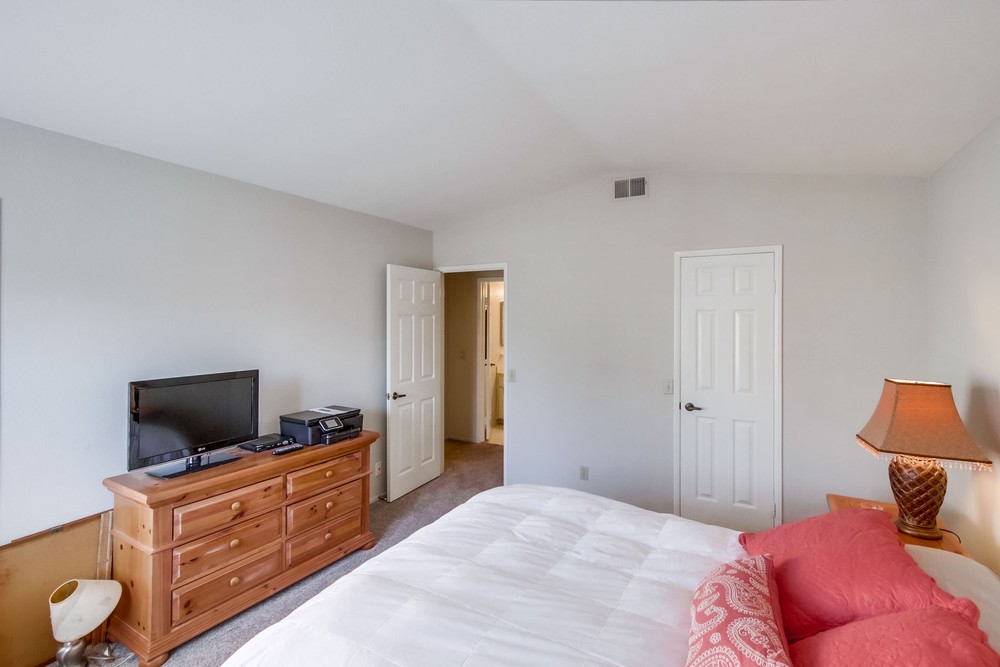 Virtual tour photo 24 of 38 for 13070 Avenida Marbella