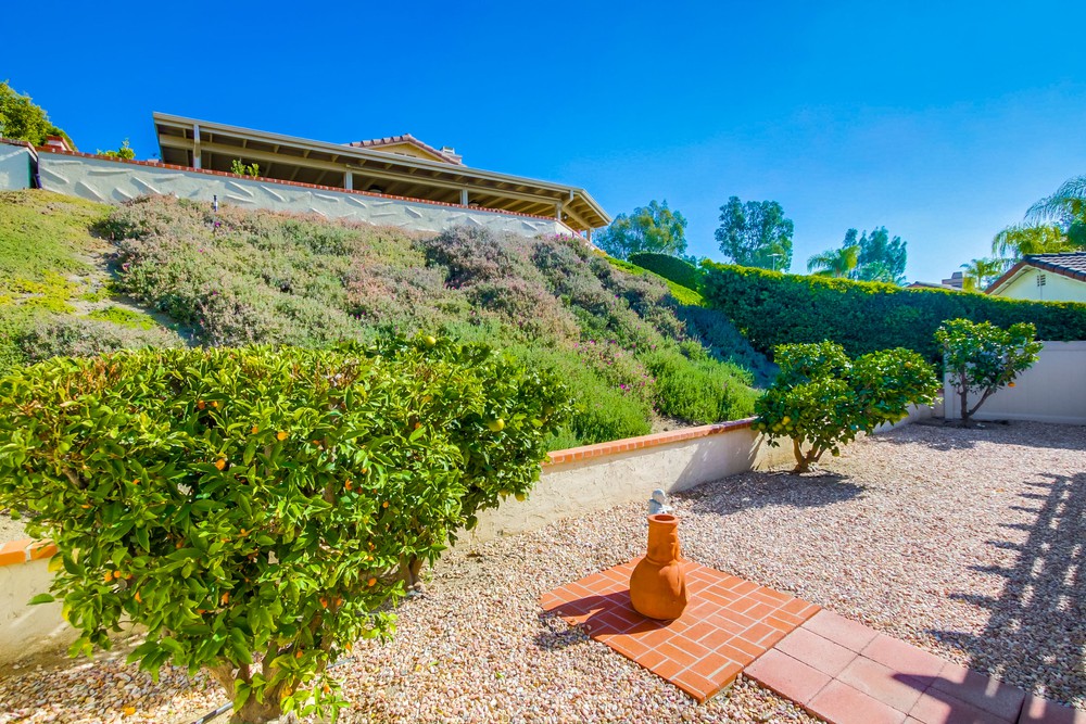 Virtual tour photo 36 of 38 for 13070 Avenida Marbella