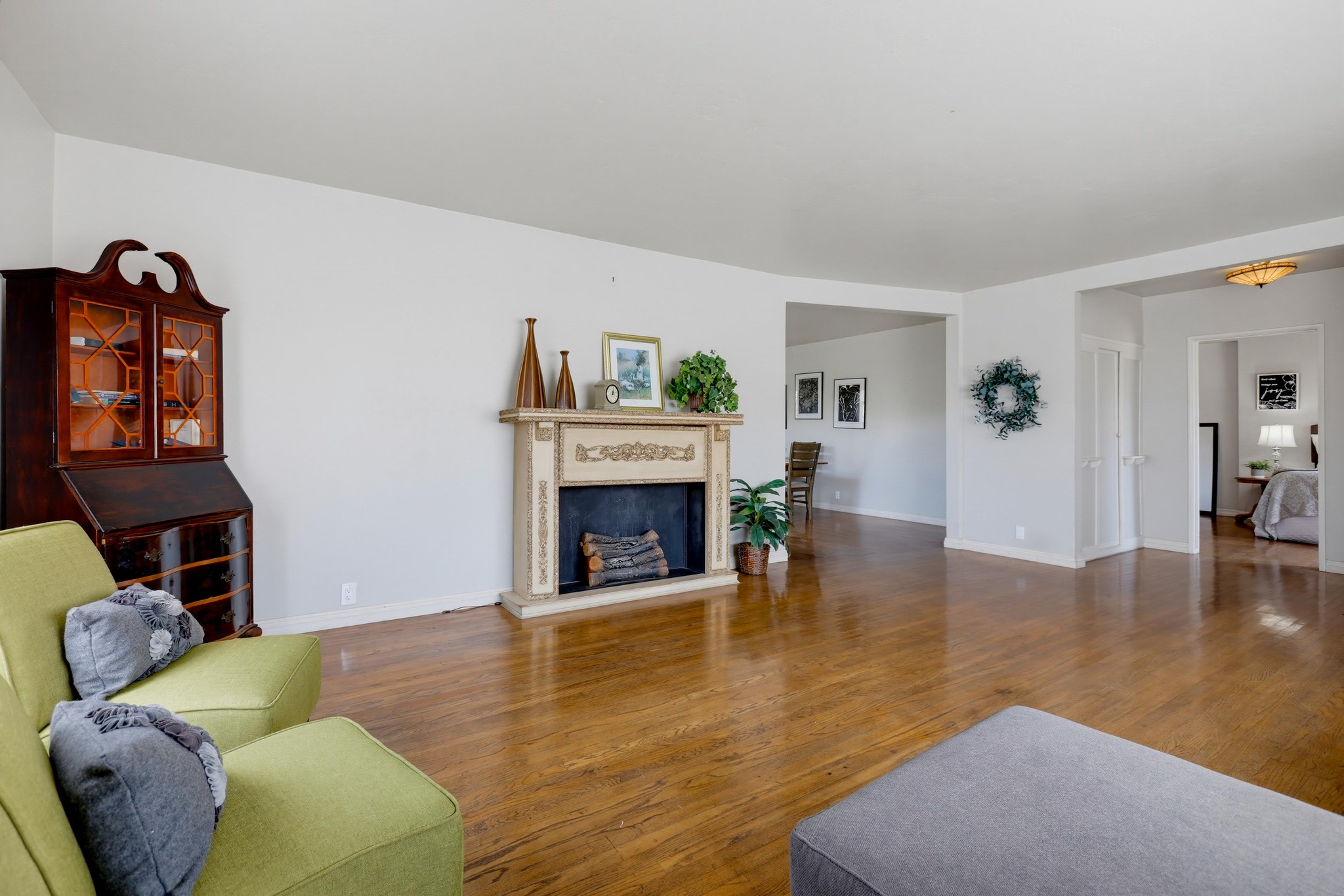 Virtual tour photo 11 of 92 for 13071 Birchwood St