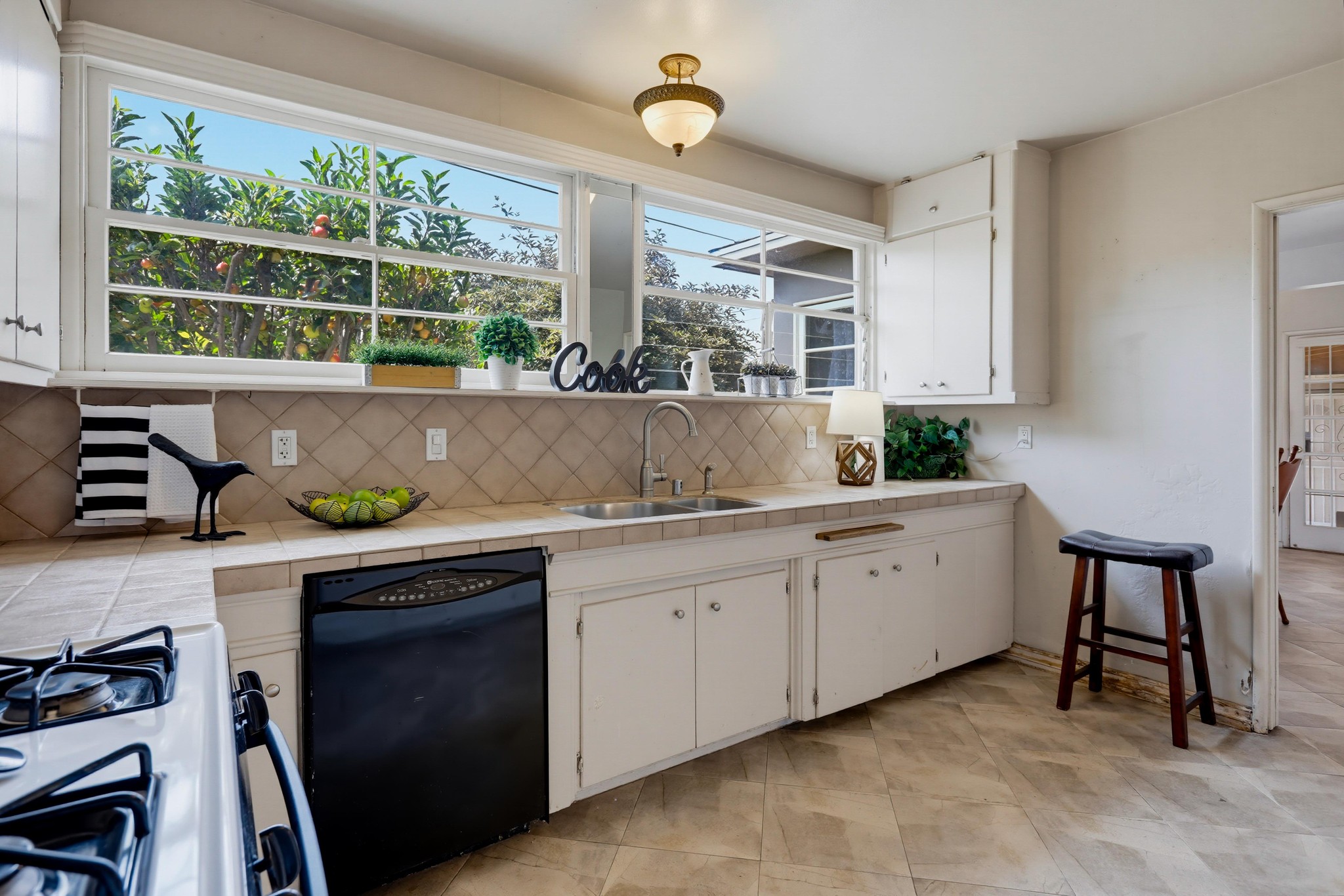 Virtual tour photo 23 of 92 for 13071 Birchwood St