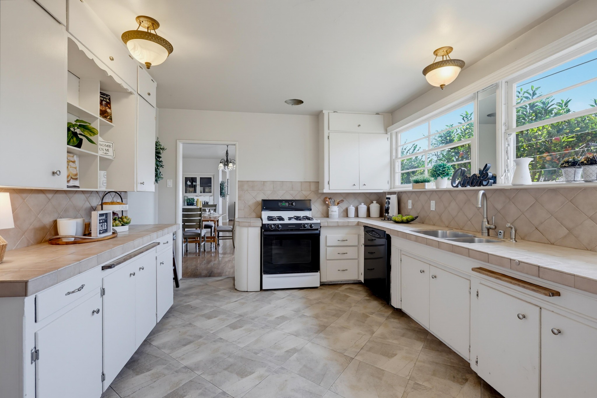 Virtual tour photo 26 of 92 for 13071 Birchwood St