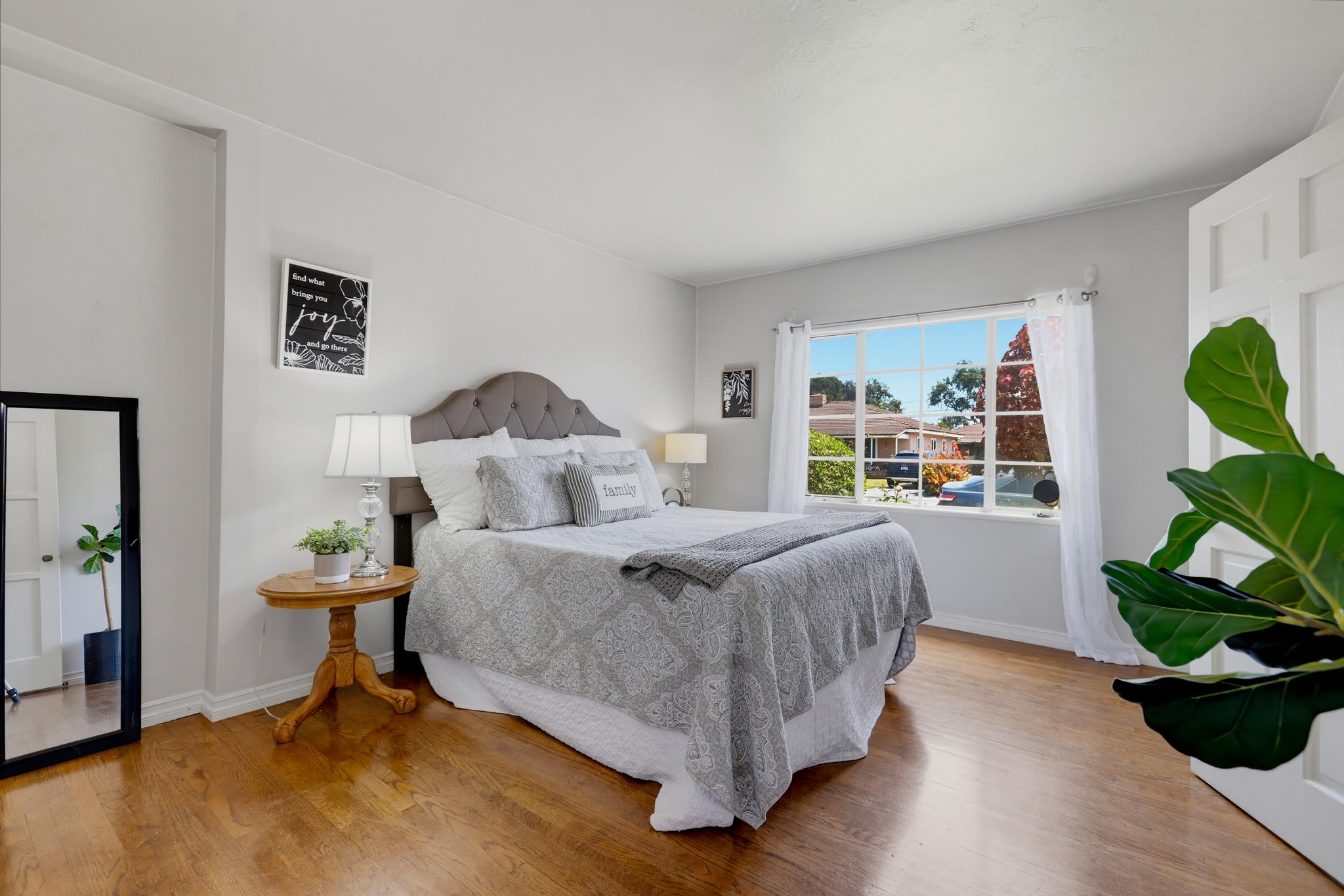 Virtual tour photo 51 of 92 for 13071 Birchwood St