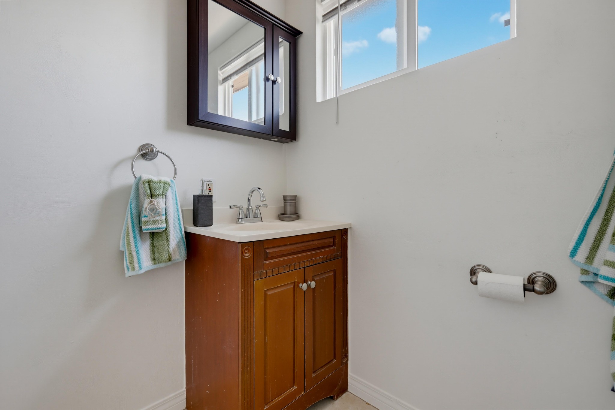 Virtual tour photo 91 of 92 for 13071 Birchwood St