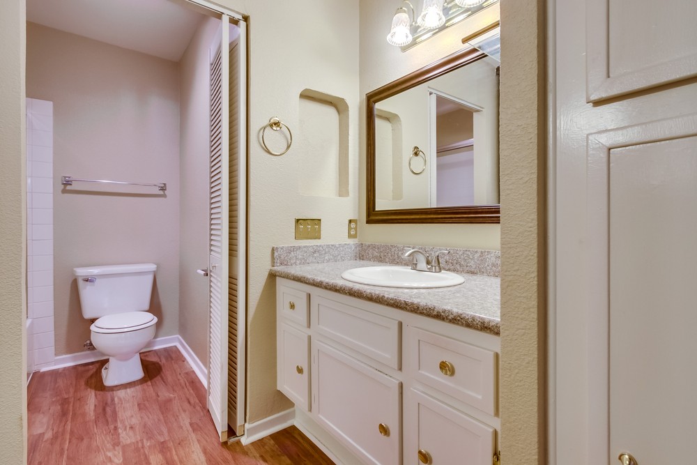 Virtual tour photo 13 of 21 for 13075 Wimberly Square #94