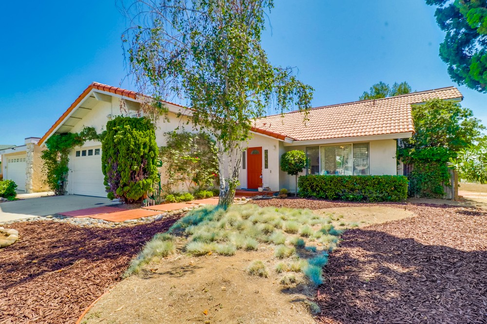 Virtual tour photo 1 of 52 for 13076 El Honcho Pl