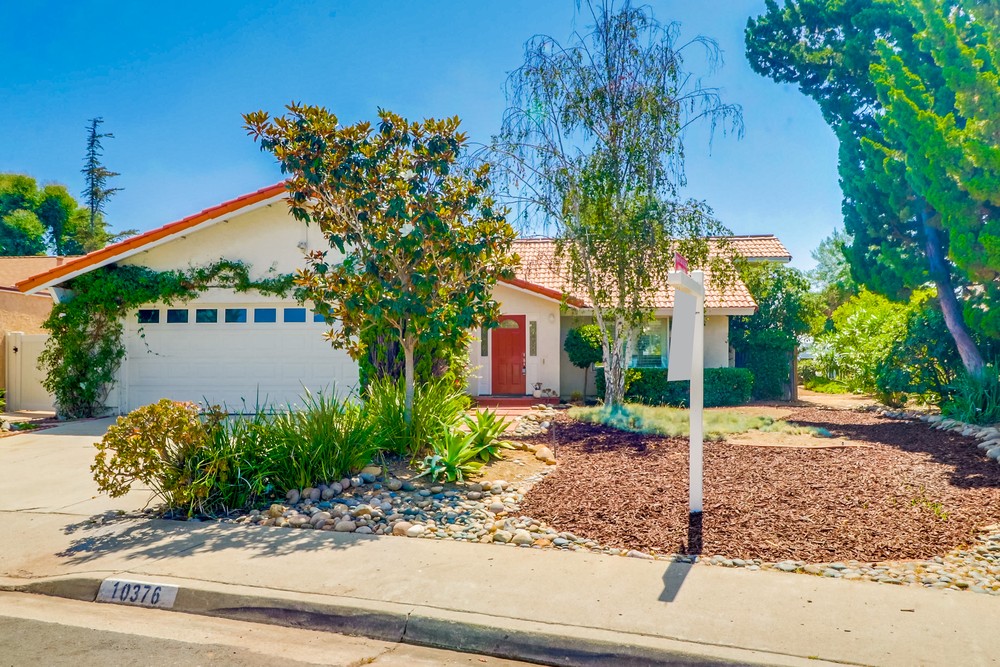 Virtual tour photo 3 of 52 for 13076 El Honcho Pl