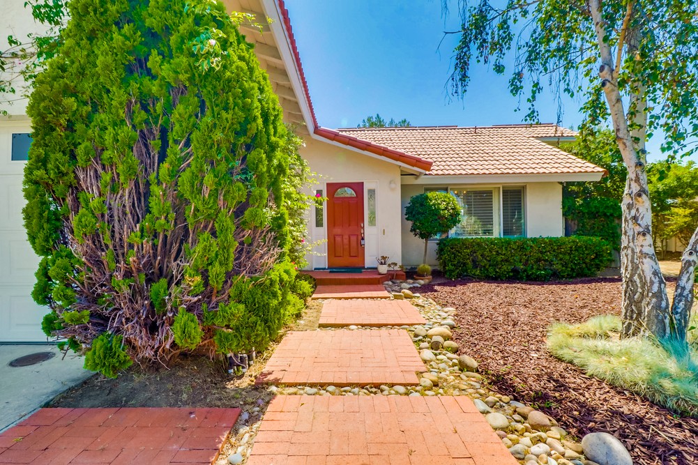 Virtual tour photo 5 of 52 for 13076 El Honcho Pl