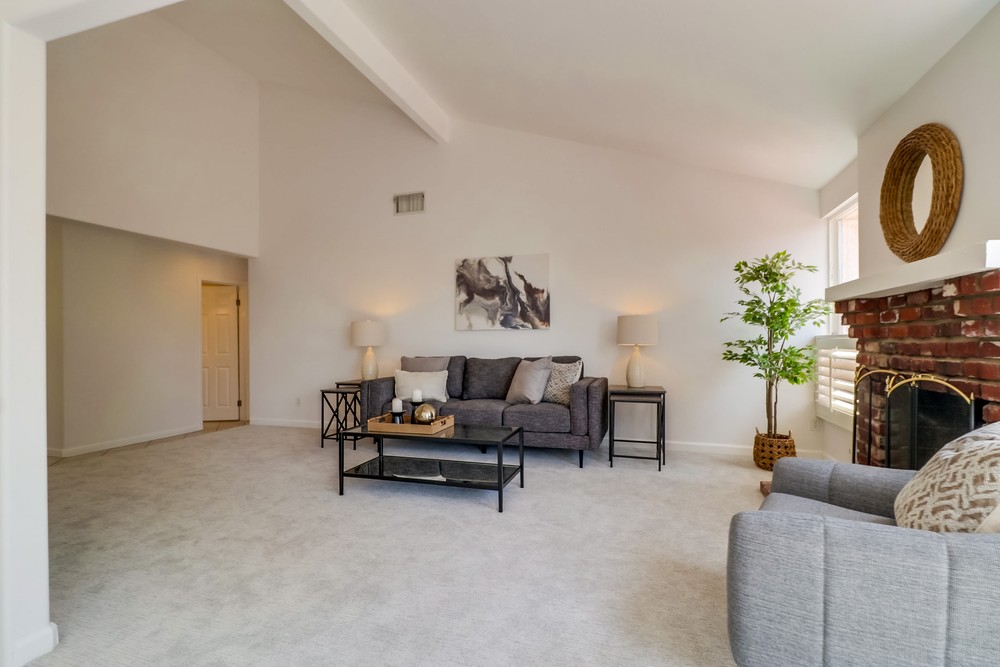 Virtual tour photo 11 of 52 for 13076 El Honcho Pl